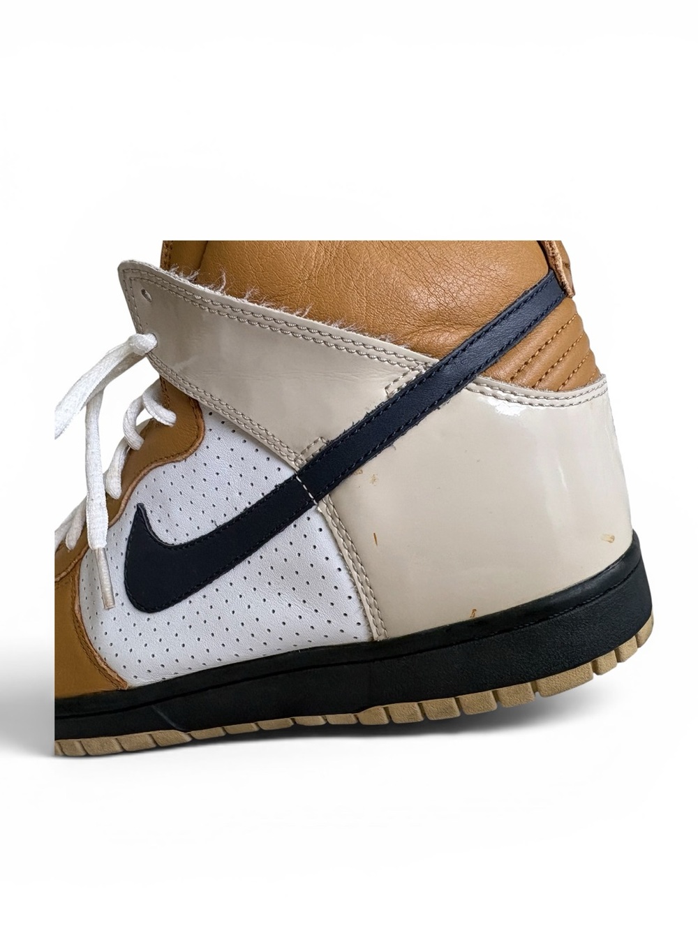 Nike Vintage Dunk High Premium ‘Medicine Ball’ (Bo Jackson) High Top Sneakers - Picture 5 of 10